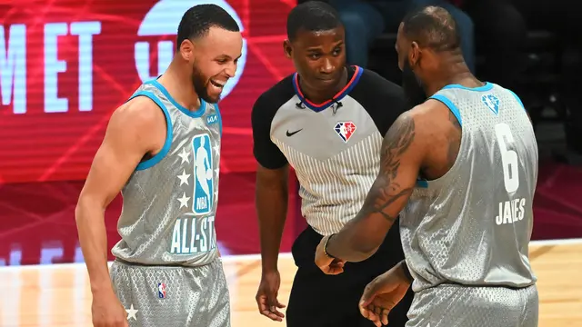 Stephen Curry dan LeBron James