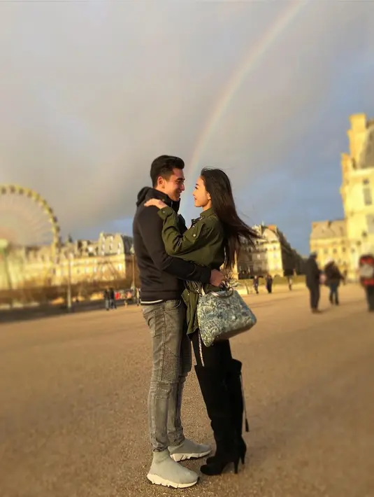 Natasha Wilona dan Verrel Bramasta