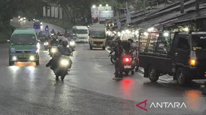 BMKG: Waspada Hujan Petir dan Cuaca Ekstrem di Sebagian Indonesia pada Minggu