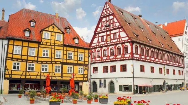 Fakta Unik Nordlingen (sumber: Smithsonian)