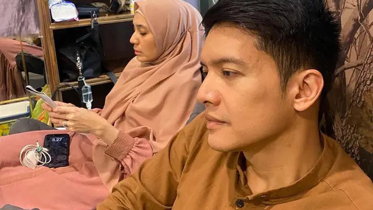 7 Potret Harmonis Dimas Seto dan Dhini Aminarti 15 Tahun Menikah, Punya 46 Anak Asuh