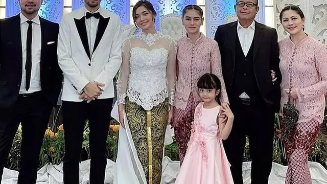 Adegan pernikahan sinetron Dewi Rindu (Foto: Instagram/@dominique.regina.t)