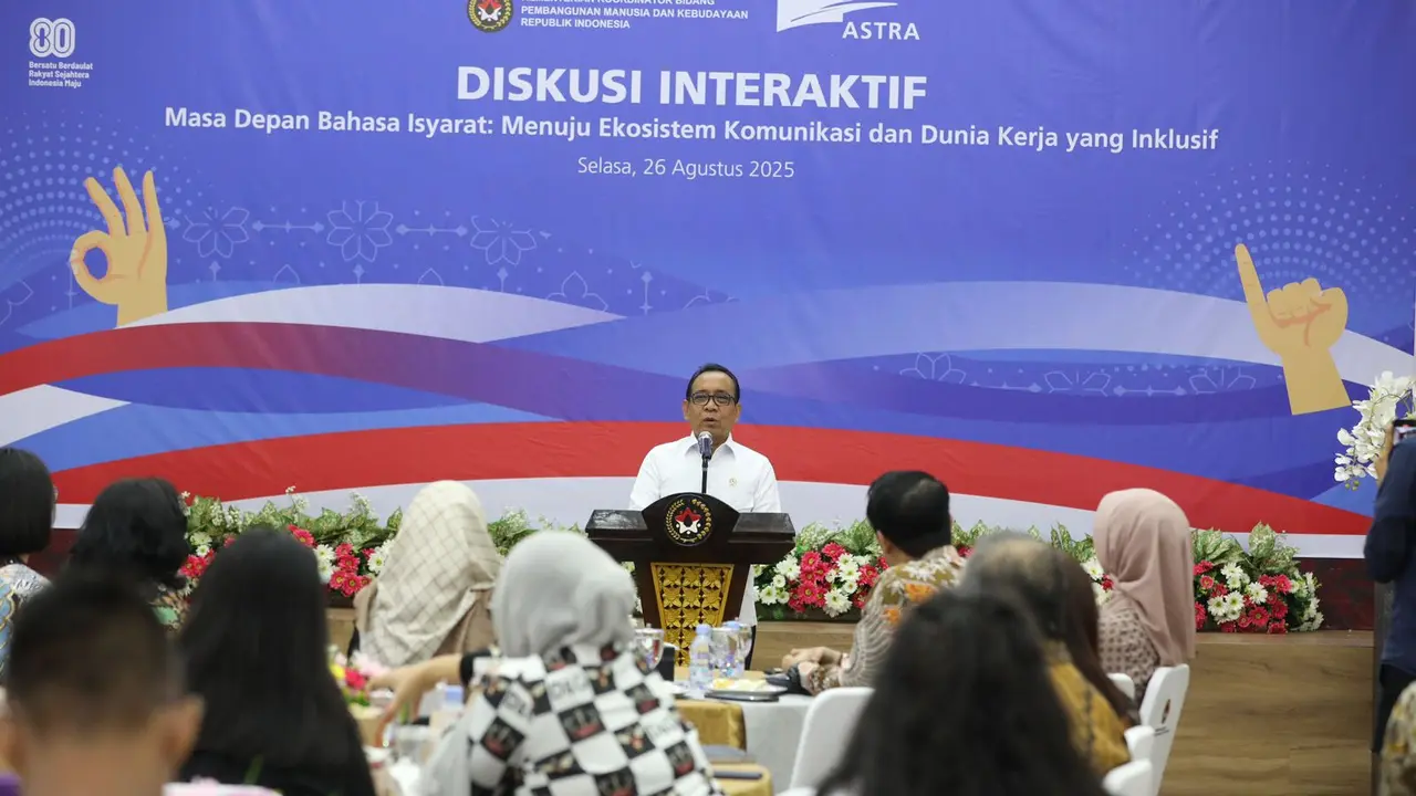 Menteri Koordinator Bidang Pembangunan Manusia dan Kebudayaan (Menko PMK) Pratikno di Aula Heritage Kemenko PMK, Jakarta, Selasa (26/8/2025) (Istimewa)