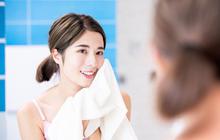 Apa Benar Wajah Beruntusan Bisa Diatasi dengan Skincare? Begini Cara Memilihnya