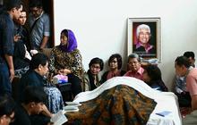 Cerita Teten Masduki diberi jas dan uang saku oleh Adnan Buyung