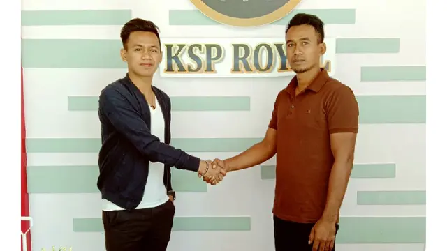CEO AK12 Token Abdul Kholil (Kiri) dan Abdurrohman selaku pengelola Koperasi Simpan Pinjam di kota Madura