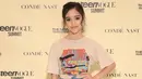 <p>Ini adalah penampilan Jenna Ortega di 2018. Jenna Ortega bergaya kasual dengan kaus Day Dreamer LA dan denim pucat yang sempurna, ikat pinggang, dan detail panel pada jeansnya.</p>