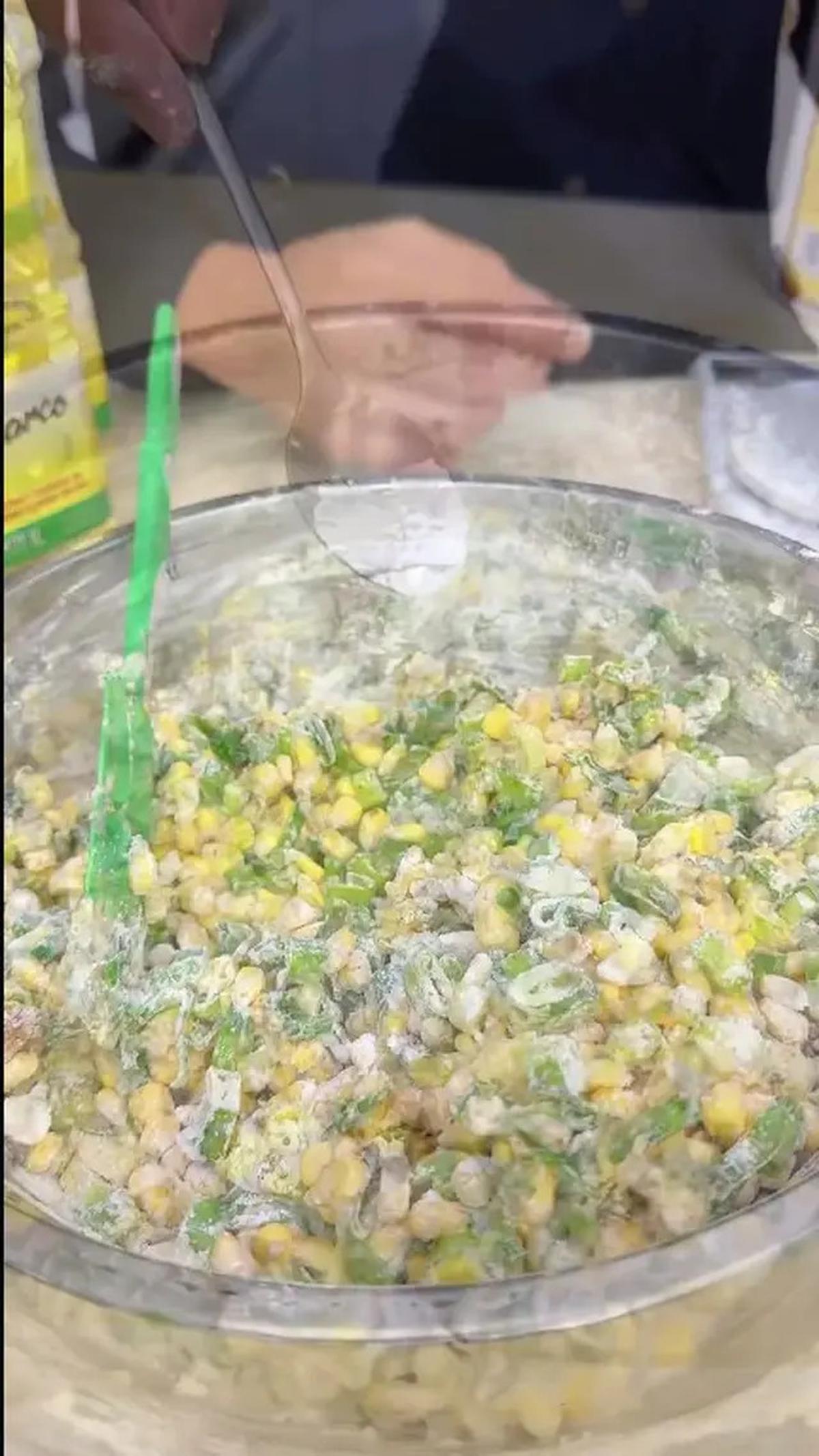 Cara Bikin Bakwan Jagung agar Renyah dan Anti Ambyar Saat Digoreng, Tanpa Tepung Terigu
