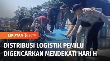 Semakin mendekati hari pencoblosan, KPU di berbagai daerah seperti dikejar waktu untuk mendistribusikan logistik pemilu. Jalur laut pun ditempuh, mengingat masyarakat Indonesia juga tersebar hingga ke pulau-pulau kecil.