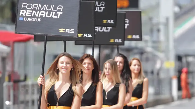 Umbrella girl Formula Renault 2.0 Eurocup