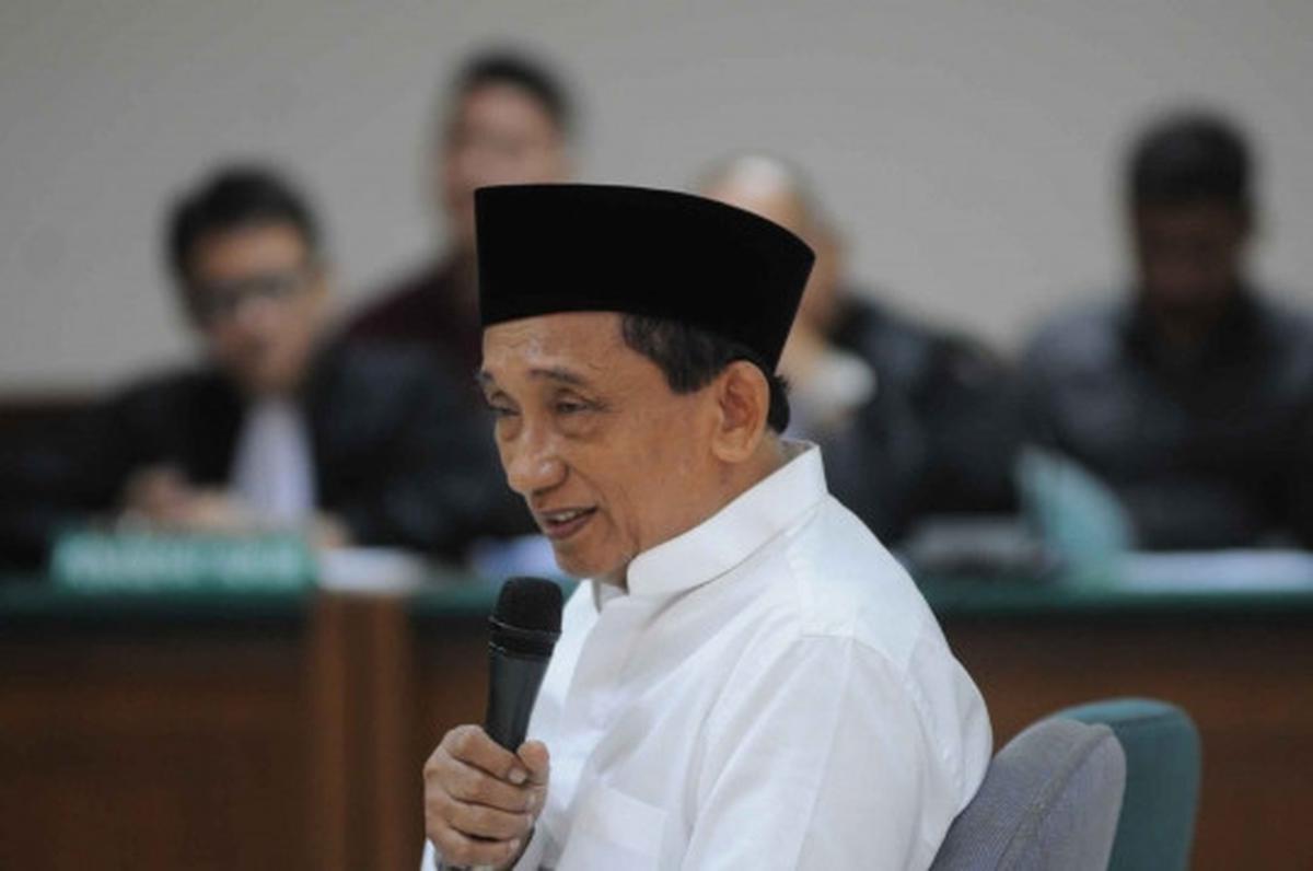 Ekspresi Fuad Amin dicecar JPU terkait suap gas Bangkalan