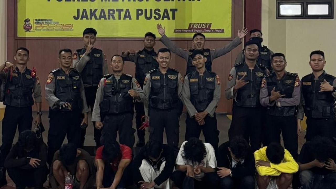 Delapan Remaja Ditangkap Terlibat Tawuran Jakarta Pusat, Bawa Celurit