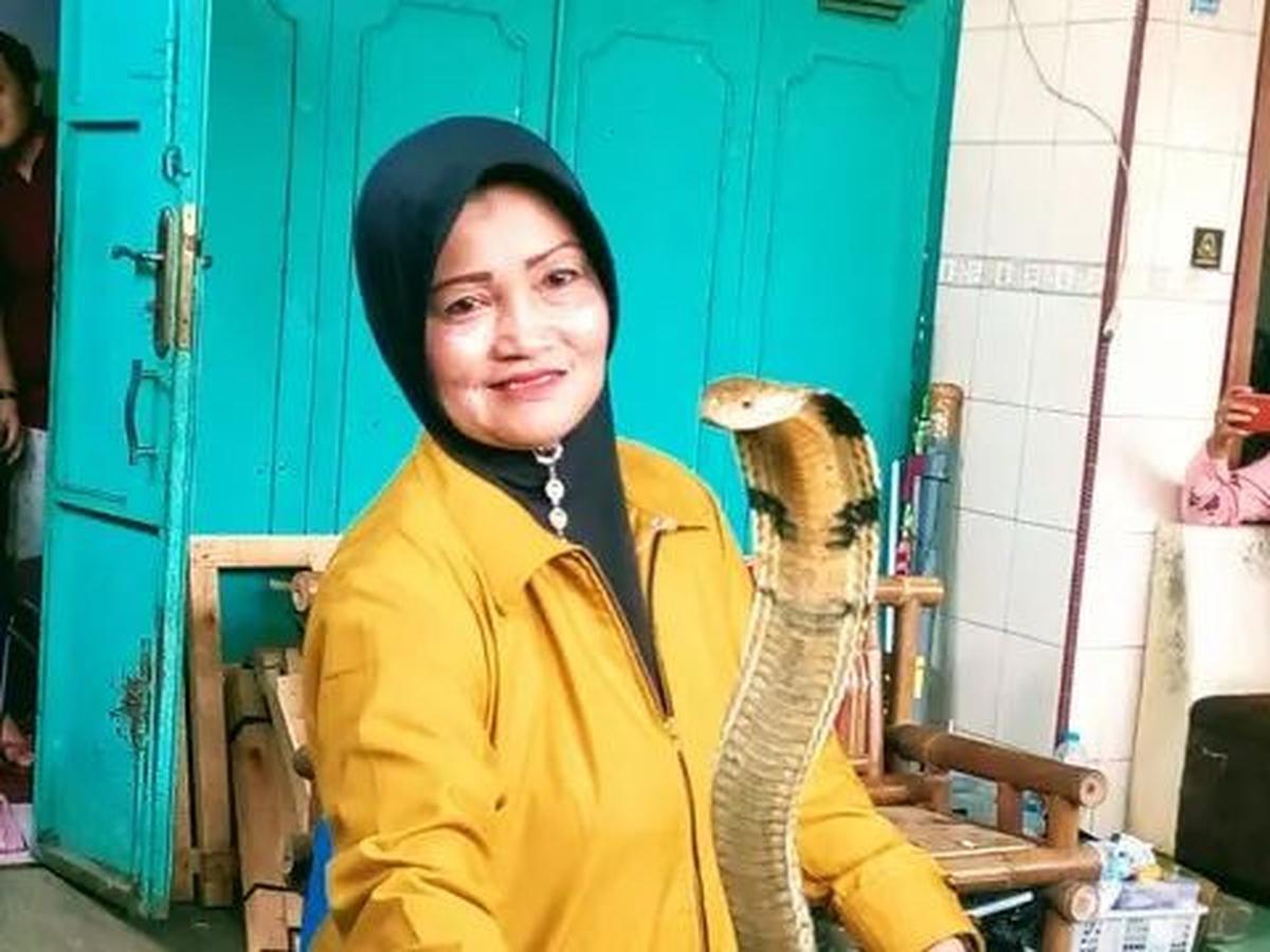 3. Iin Ayu