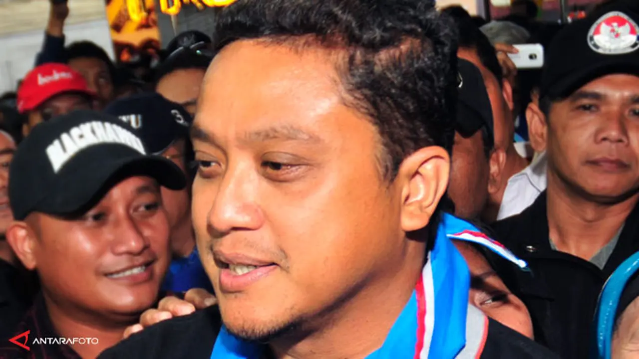 dede-yusuf130224b.jpg