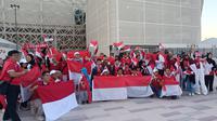 Suporter Timnas Indonesia bersiap untuk memadati Stadion Abdullah bin Khalifa, Jumat (19/1/2024) untuk mendukung perjuangan Garuda melawan Vietnam. (Dokumentasi Pribadi Dadan Juardi)