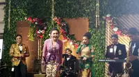 Vicky Shu di pernikahan Kahiyang Ayu dan Bobby Nasution. (Liputan6.com / Herman Zakharia)