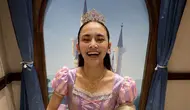 Mahalini Raharja Jadi Rapunzel Saat Nikmati Disney Cruise dengan Tas Hermes Rp711 Jutaan