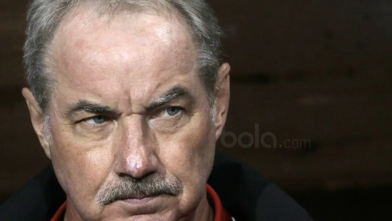 Alfred Riedl