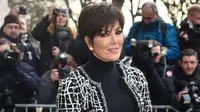 Transformasi Rambut Kris Jenner Bikin Pangling
