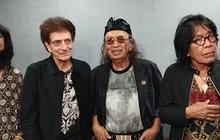 Konser God Bless Unplugged Penuh Tawa, Kenangan dan Kejutan