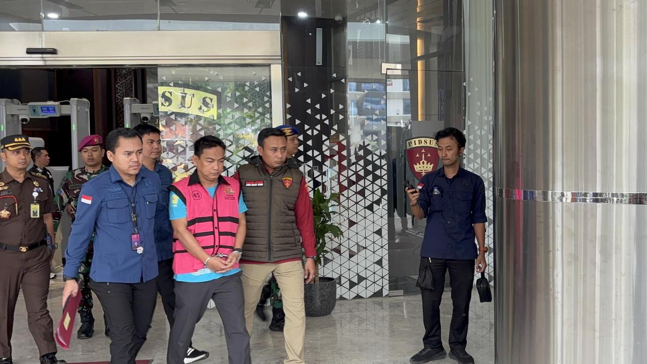 Baru Menjabat Beberapa Hari, Ketua Ombudsman RI Hery Susanto Ditangkap Kejagung