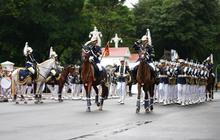 Serah Terima Kawal Istana Merdeka: Atraksi Baru Paspampres Mirip Guard Mounting Buckingham