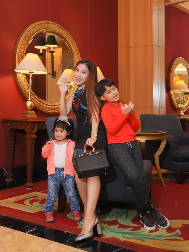 7 Potret Terbaru Angela Prisa, Musuh Marshanda dalam Sinetron Bidadari