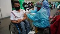 Penyandang Disabilitas menjalani vaksinasi di Yogyakarta. dok Kemenkes