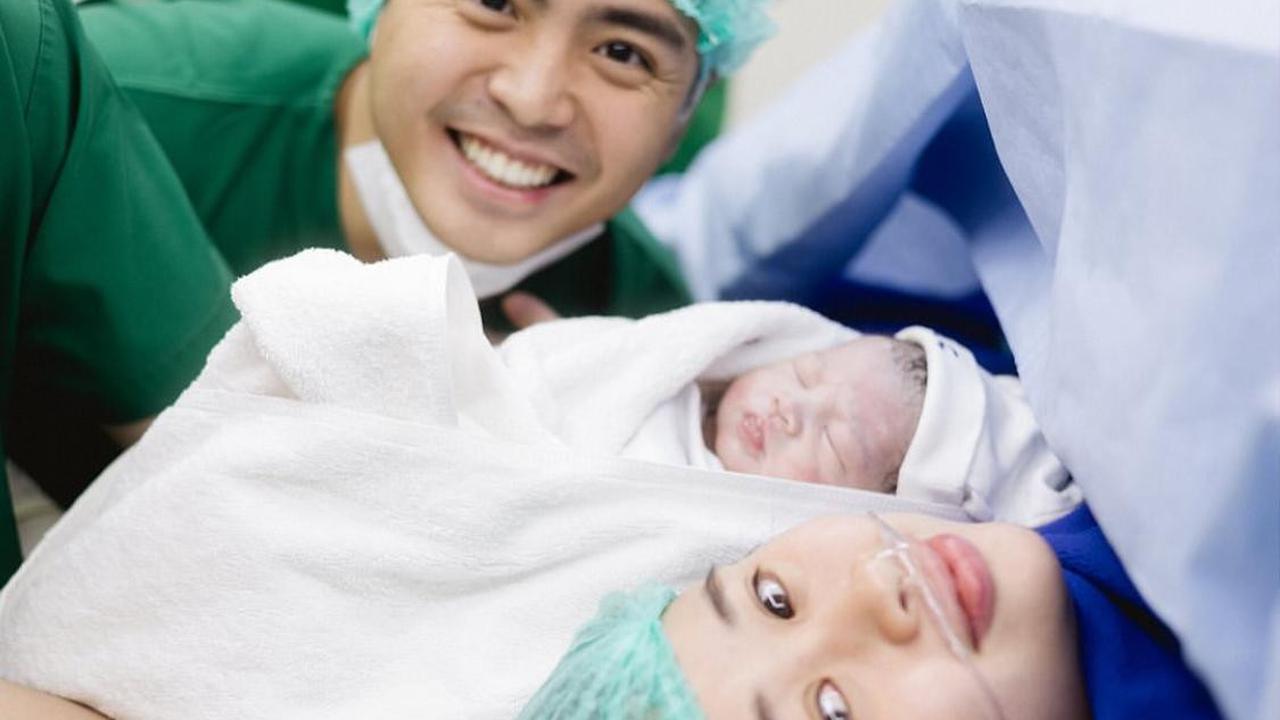 Donita dan Adi Nugroho Jenguk Gritte Agatha Usai Melahirkan, Momen Haru yang Bikin Netizen Terpukau