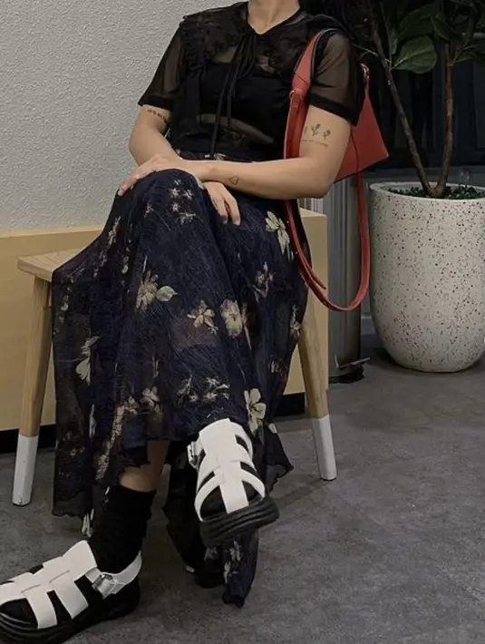 Minka juga memiliki deretan model sepatu yang beragam. pilihannya hadir dengan koleksi-koleksi seru yang menjadikan tampilan semakin seru. [Foto: Instagram/ @MinkaShoes]