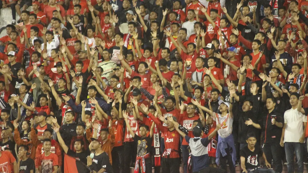 Persis Solo