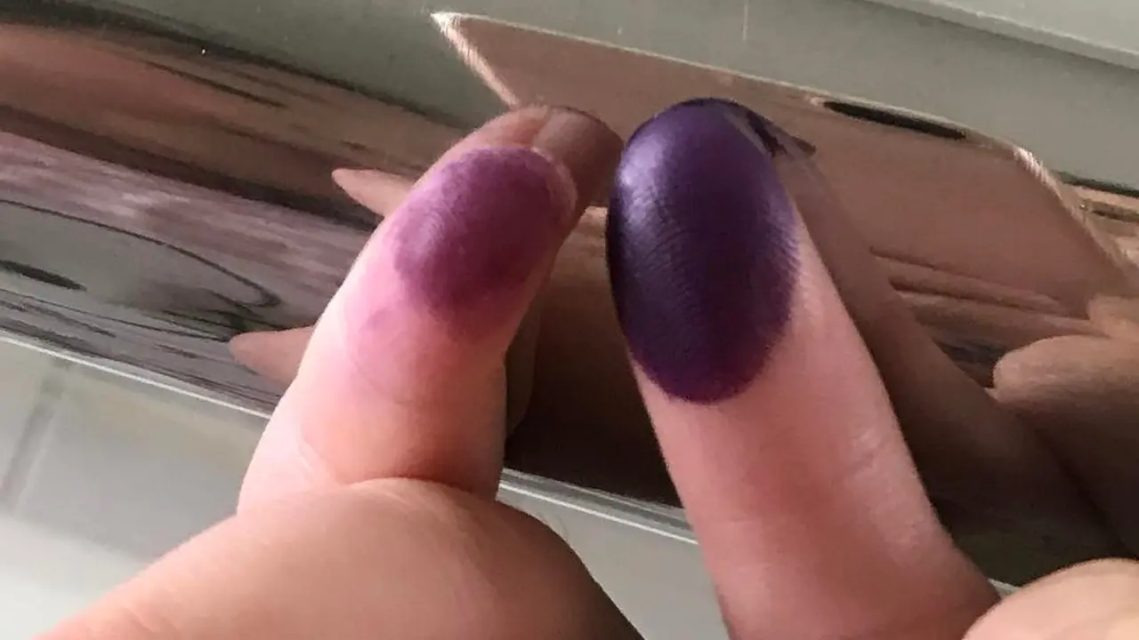[Bintang] Abis Nyoblos Pilkada DKI, Cewek-cewek di Jakarta Melakukan Ini
