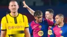 Raphinha, Robert Lewandowski, dan Lamine Yamal terus menunjukkan kekompakan dan ketajaman. Kini mereka menjadi salah satu trio paling tajam di dunia saat ini. (AP Photo/Emilio Morenatti)
