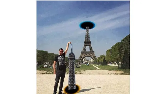 Foto Pria Ini Salah Angle, Hasil Photoshopnya Malah Bikin Ngakak