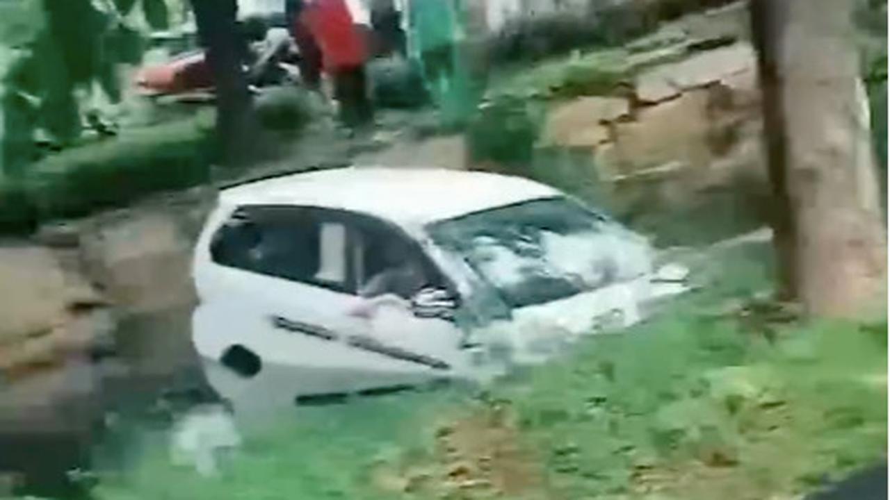 tabrak lari di surabaya