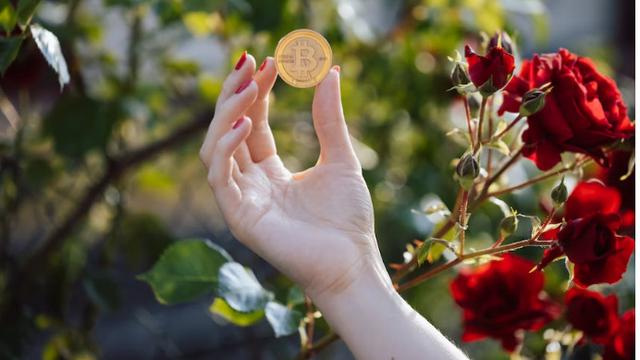 Kripto atau Crypto. Foto: Unsplash/Raphael Wild