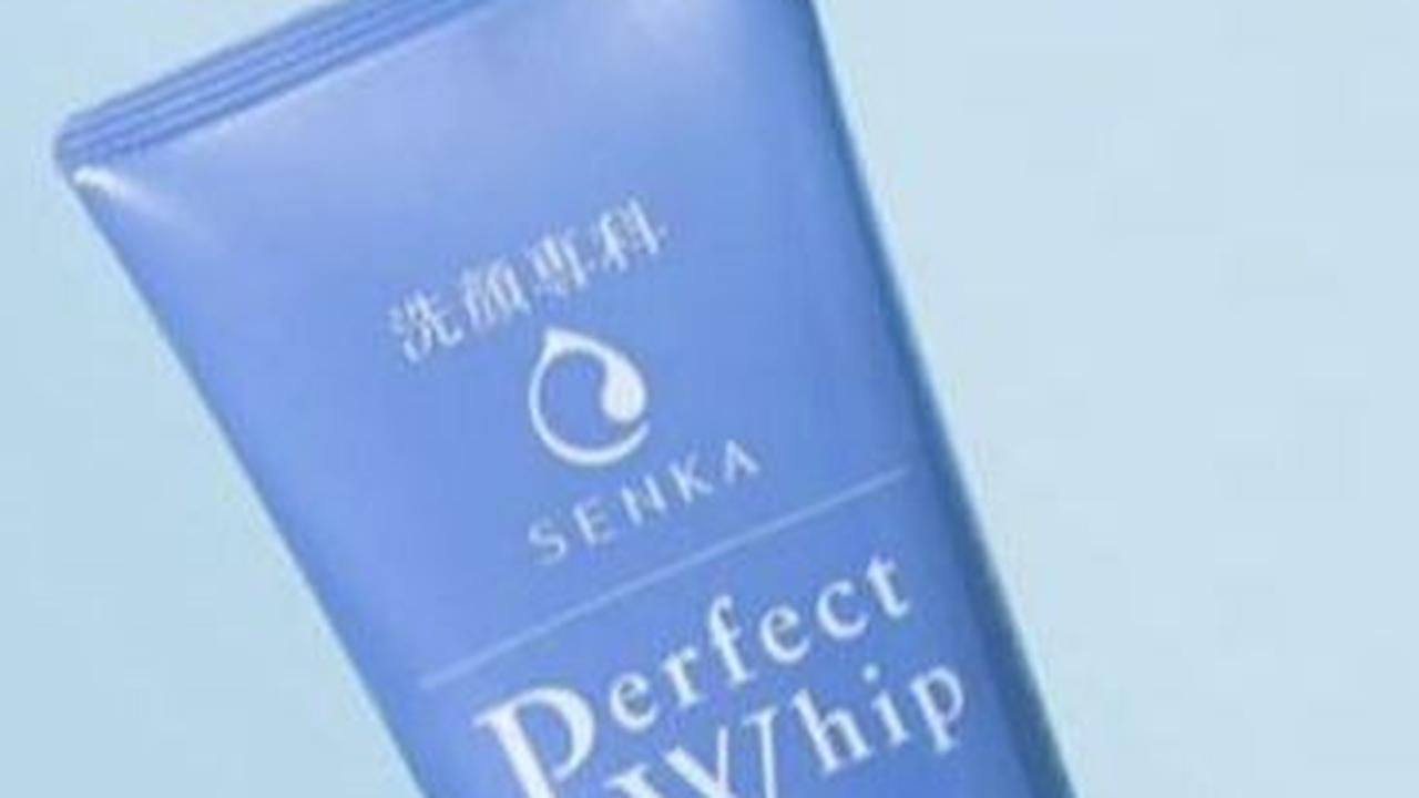 3. Pertimbangkan Sabun Muka yang Mengandung Anti Bakteri<br>