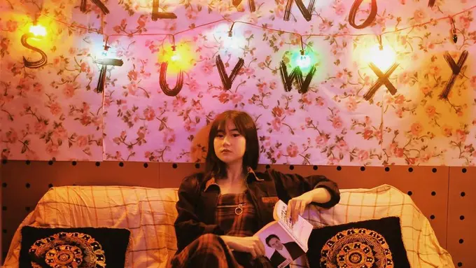 [Bintang] Mirip Cewek Jepang, Intip 5 Gaya Streetwear Influencer Kece Ini