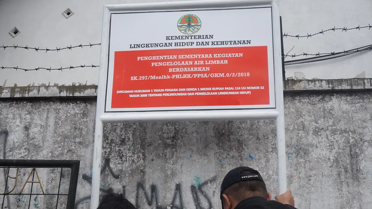 Buang Limbah ke Citarum, Pabrik Tekstil Disegel