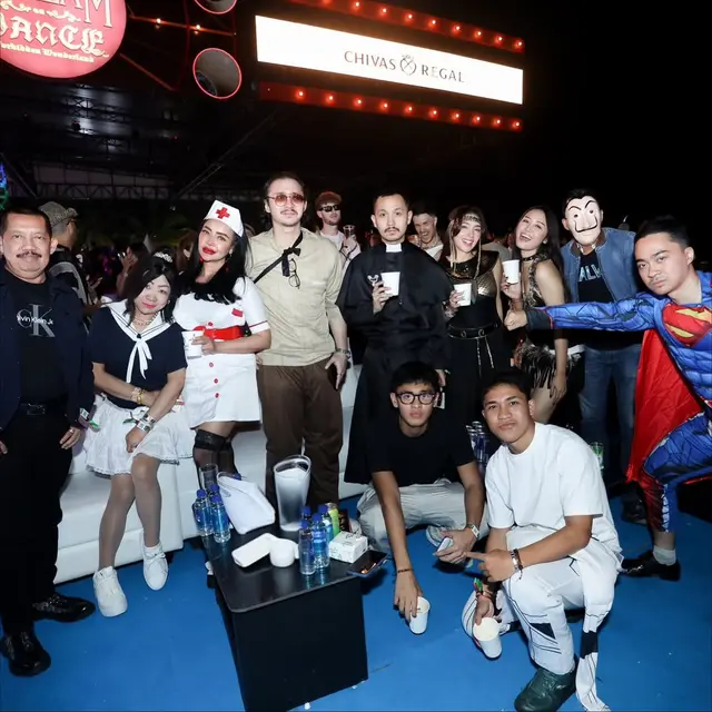Potret Angel Karamoy Rayakan Halloween