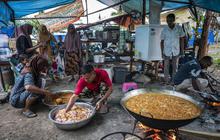 Warga Lhok Pungki Gelar Tradisi Meugang di Pengungsian Jelang Ramadhan 2026