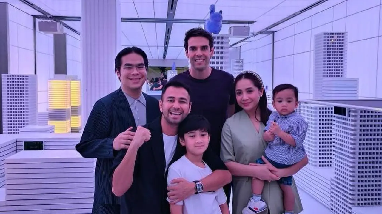 Kaka bertemu keluarga Raffi Ahmad. (Instagram/ raffinagita1717)