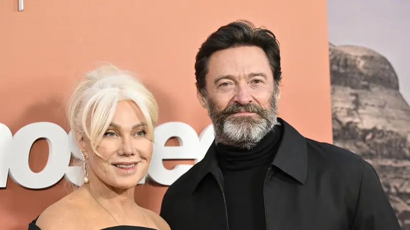 Hugh Jackman dan Deborra-Lee Furness pada 18 April 2023. (Evan Agostini/Invision/AP, File)