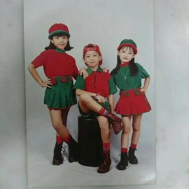 Ikut Senang Sahabat Hamil, Ini 6 Potret Lawas Persahabatan Leony dan Dea Ananda