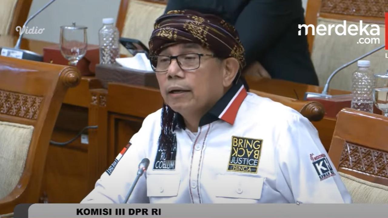 VIDEO: Hinca DPR Keras Depan Jenderal: Polisi Buta Hukum Seperti Dokter Tak Paham Anatomi!