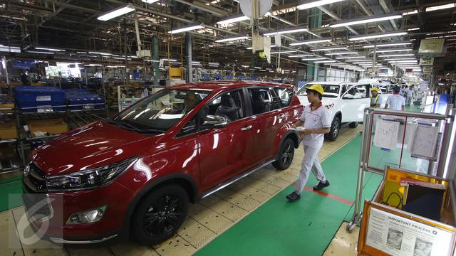 Ekspor Mobil Tahun Ini Ditargetkan Tumbuh 7 Persen-Jabar- Immanuel Antonius-20170223