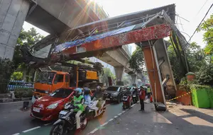 Pengakuan Sopir Truk Usai Tabrak JPO Tendean