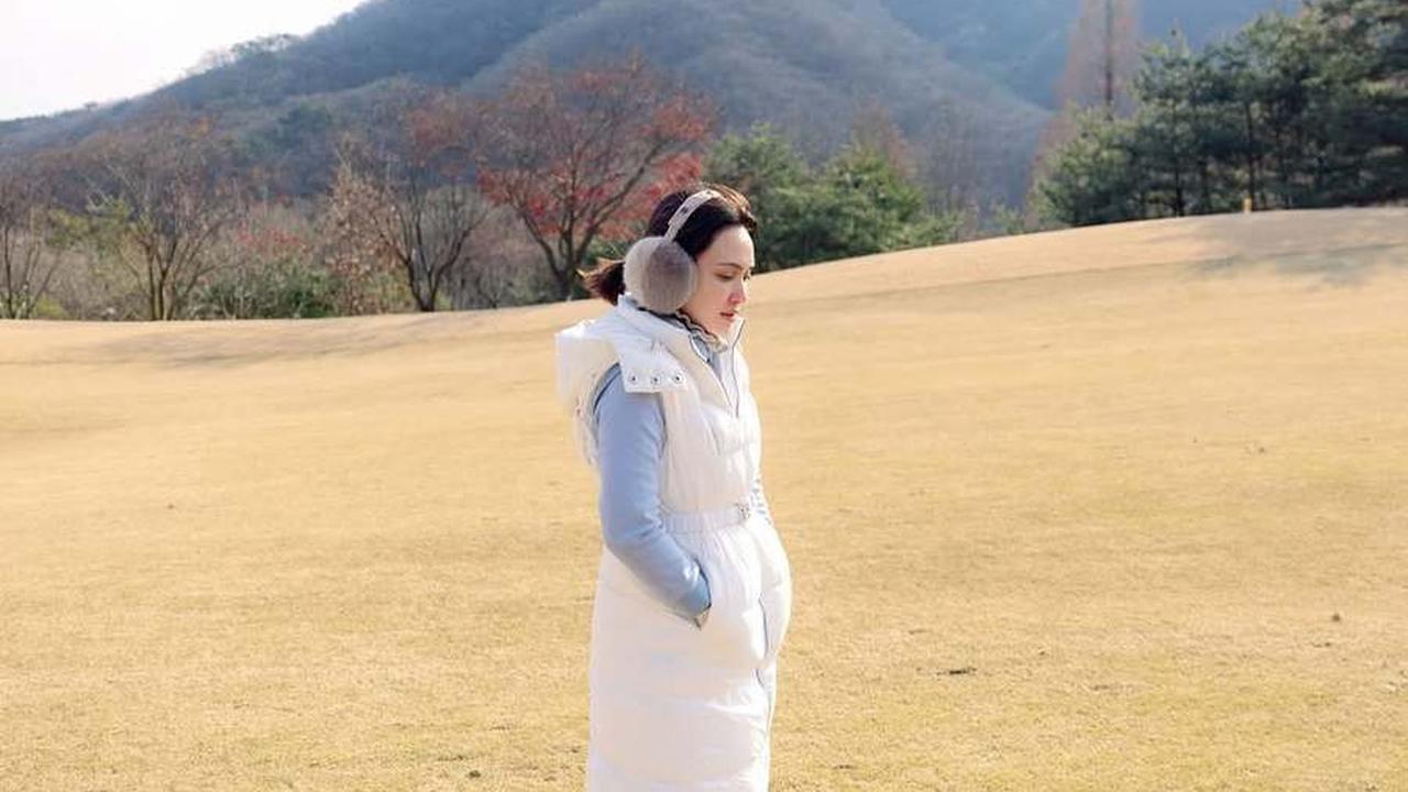 Potret Shandy Aulia Main Golf di Korea Selatan, Dingin-Dingin Tetap Cantik Bagai Bintang Drakor