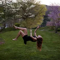 ilustrasi arti mimpi terbang/Ashley Bean/unsplash