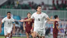 Striker debutan Timnas Indonesia, Mitchell Baker, merayakan gol yang dicetaknya ke gawang Kamboja dalam laga Grup A Piala AFF 2026 di Stadion Pakansari, Cibinong, Senin (27/7/2026). (Kapanlagi.com/Budy Santoso)